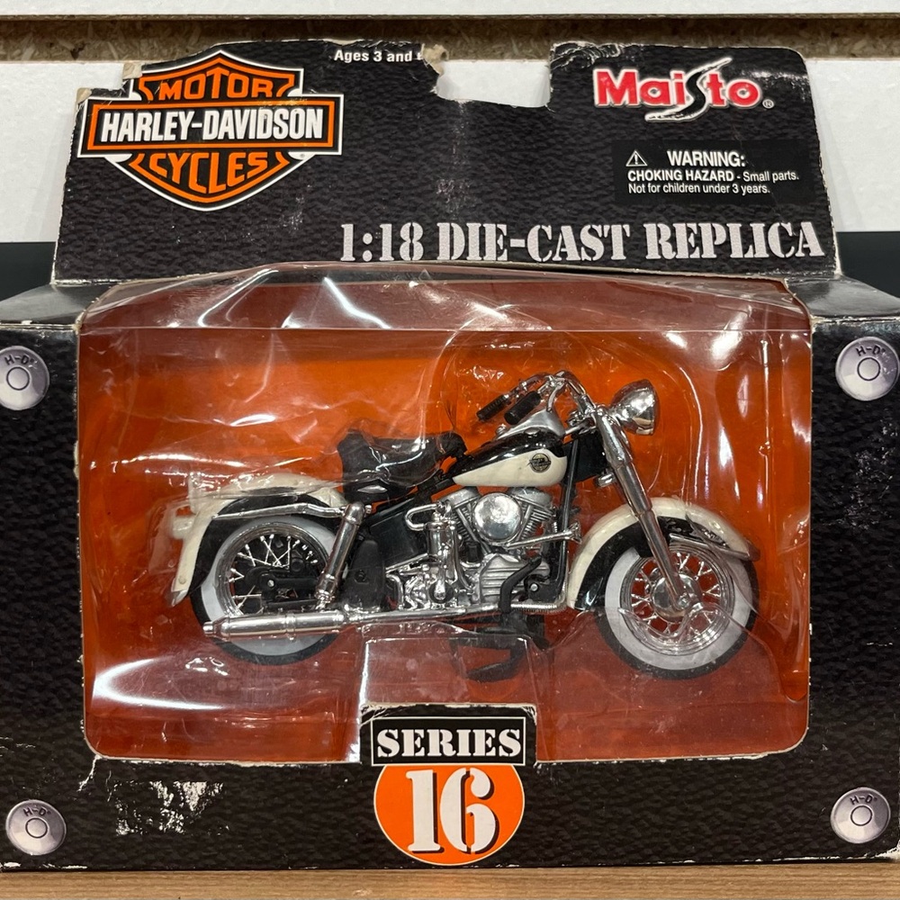 Harley-Davidson ‘58 Duo Glide die-cast replica - Picture 3 of 5